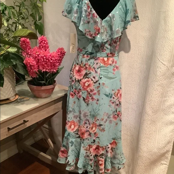 ELIZA J Ruffle Dress - Picture 4 of 4